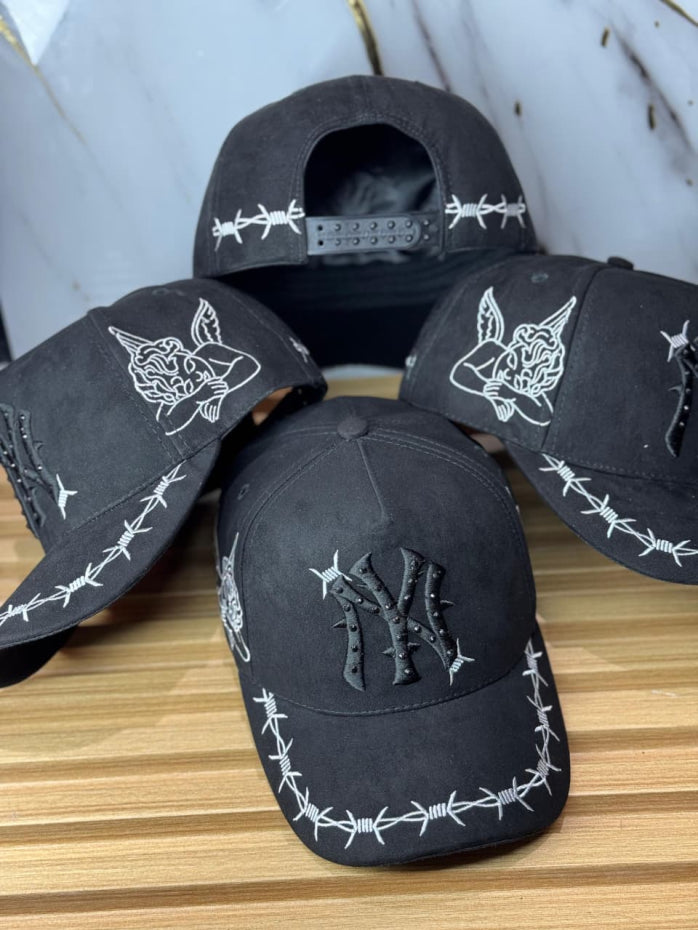 🔥✨ Gorra New Era Bélica con Brillos ✨💀🧢 🔥